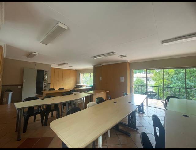 1,487M² BUSINESS CENTRE FOR SALE IN ERASMIA